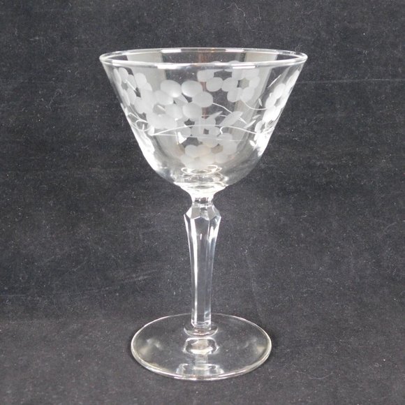 Set of 2 Libbey Glass Glenmore Etched Champagne Tall Sherbet 6 in tall Vintage - Picture 9 of 12